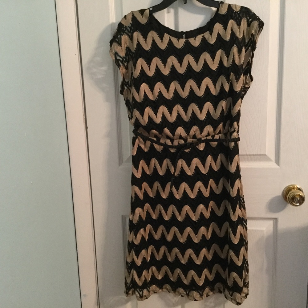 AUW-Dress